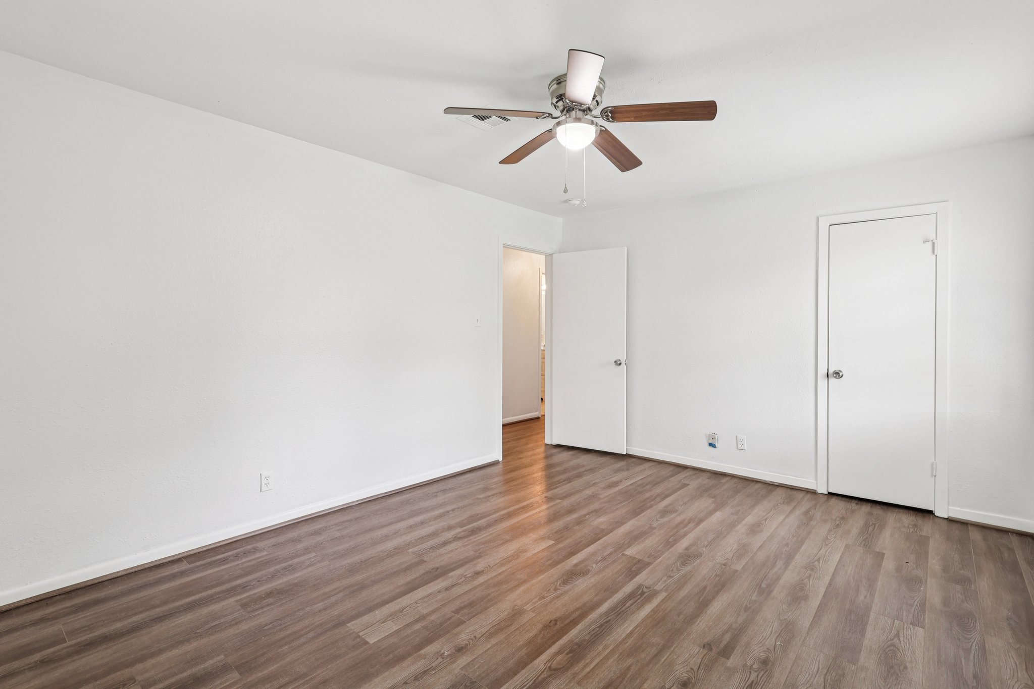 Galway Ln-S1804-018.jpg