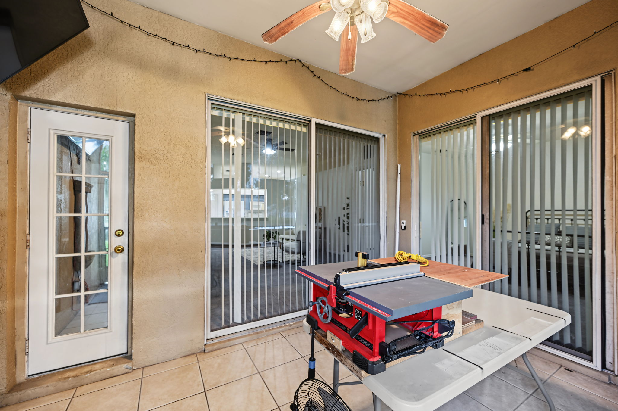 Sun Room3