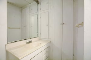Brenton Way-034
