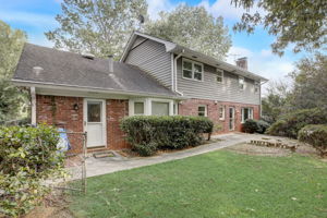 Brenton Way-038