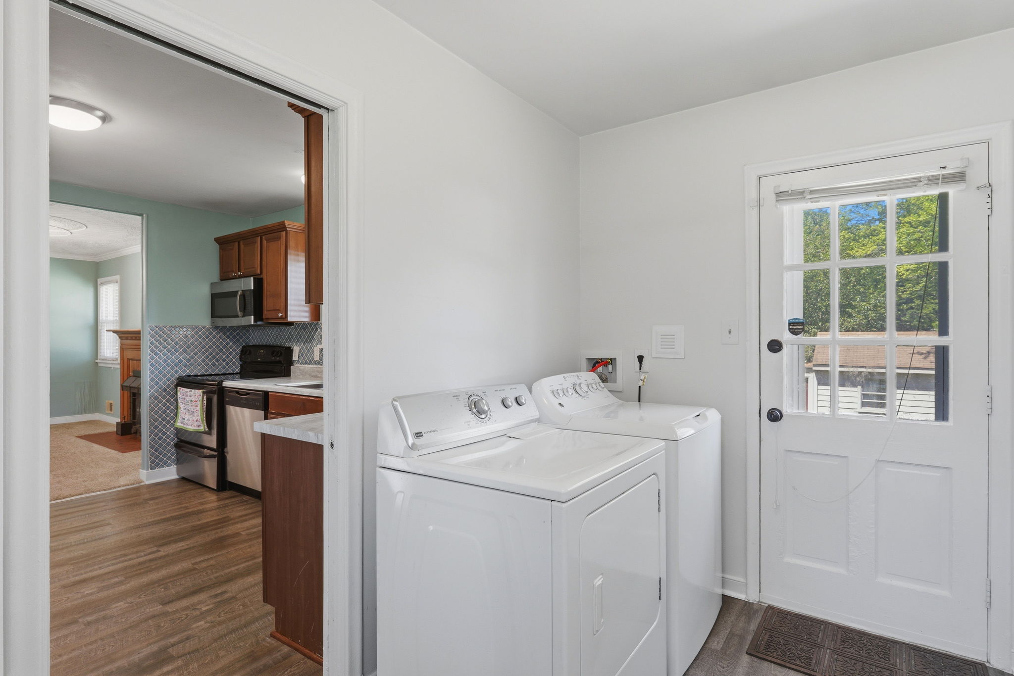 17-Laundry Room
