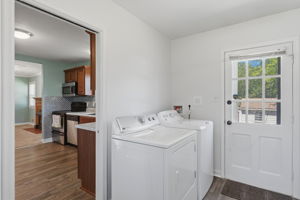 17-Laundry Room