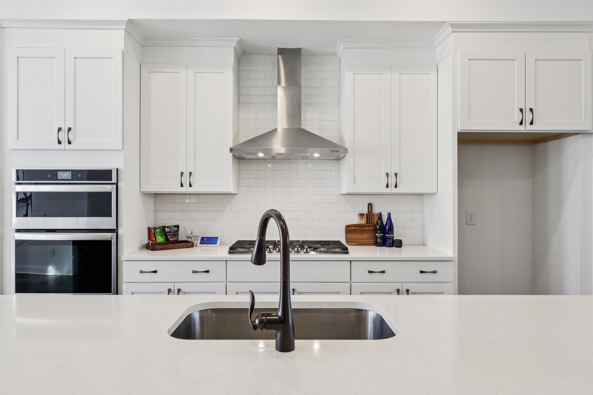 Danube Ln-S1702-013.jpg