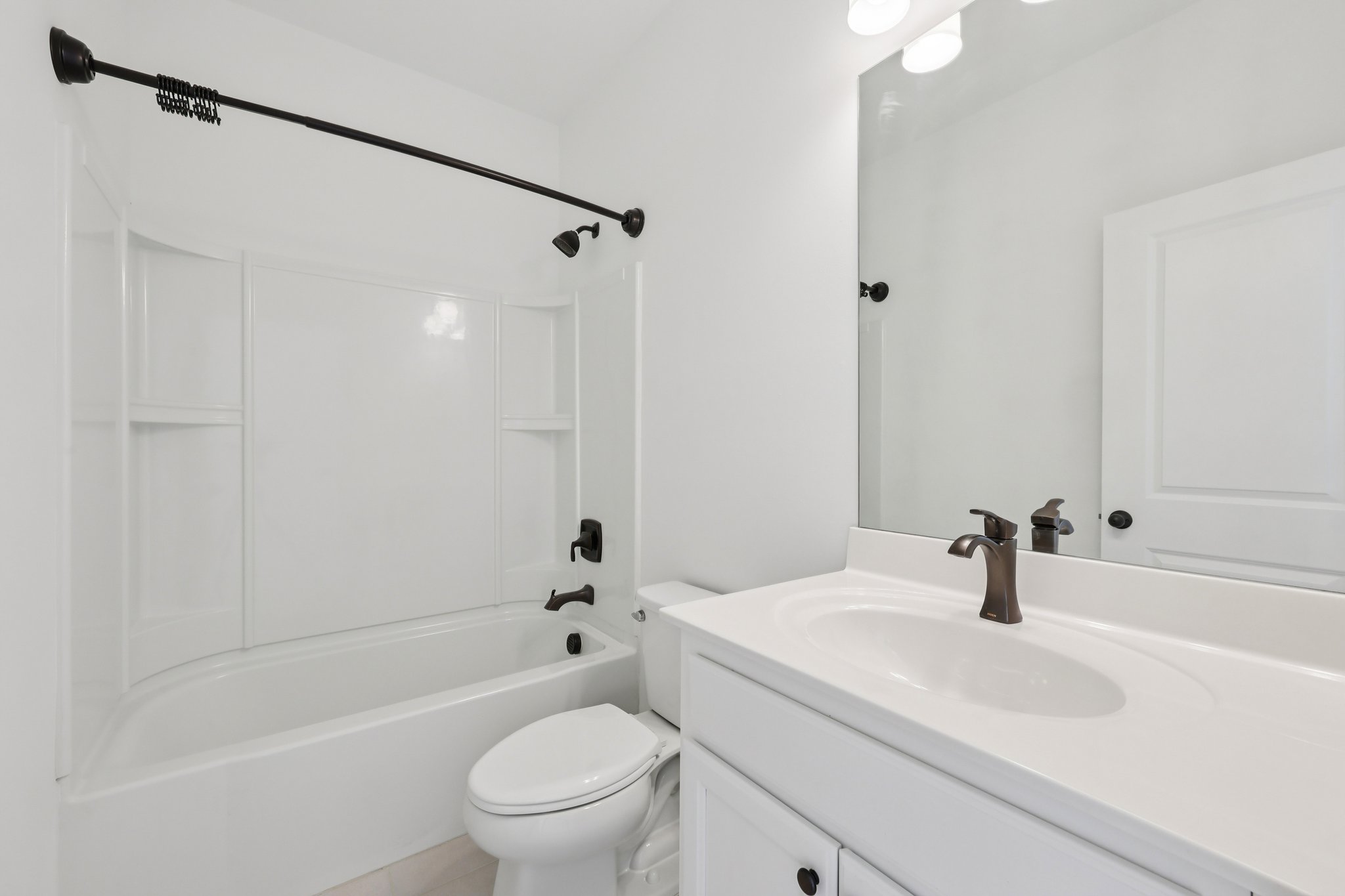 Danube Ln-S1702-019.jpg