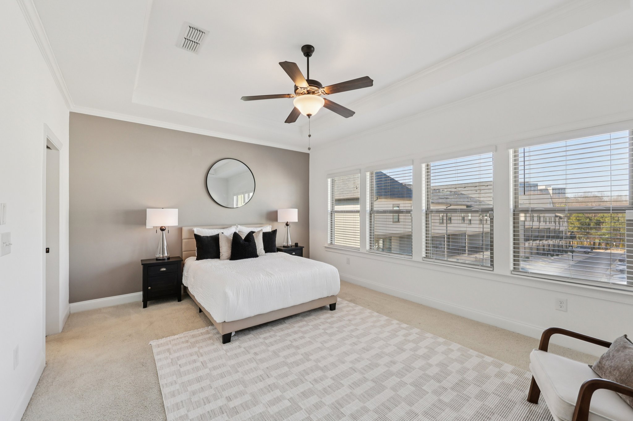 Danube Ln-S1702-020.jpg