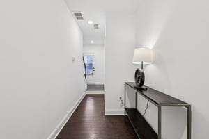 Danube Ln-S1702-027.jpg