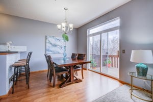 Kitchen/Eating Area