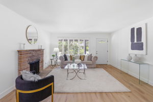 010_F8_3908 Regan Dr