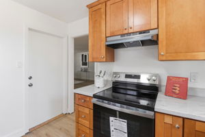 017_F8_3908 Regan Dr