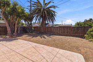 039_F8_3908 Regan Dr