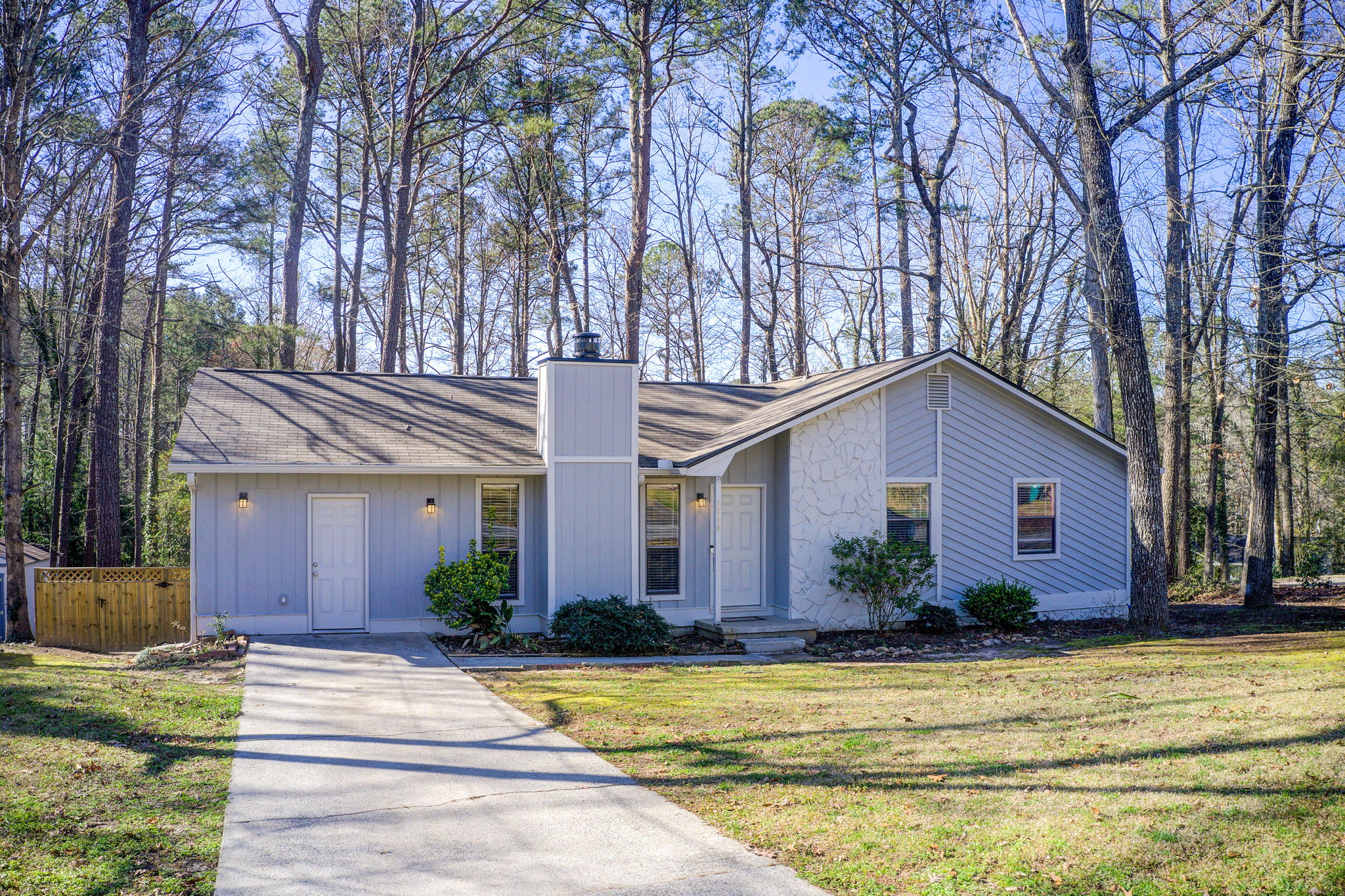 25 Aerial Exteror Front C w Driveway + Yard