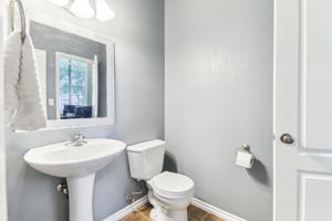  Photo 48