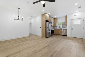 008_F8_3910-3912 Elm St