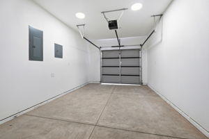 038_F8_3910-3912 Elm St
