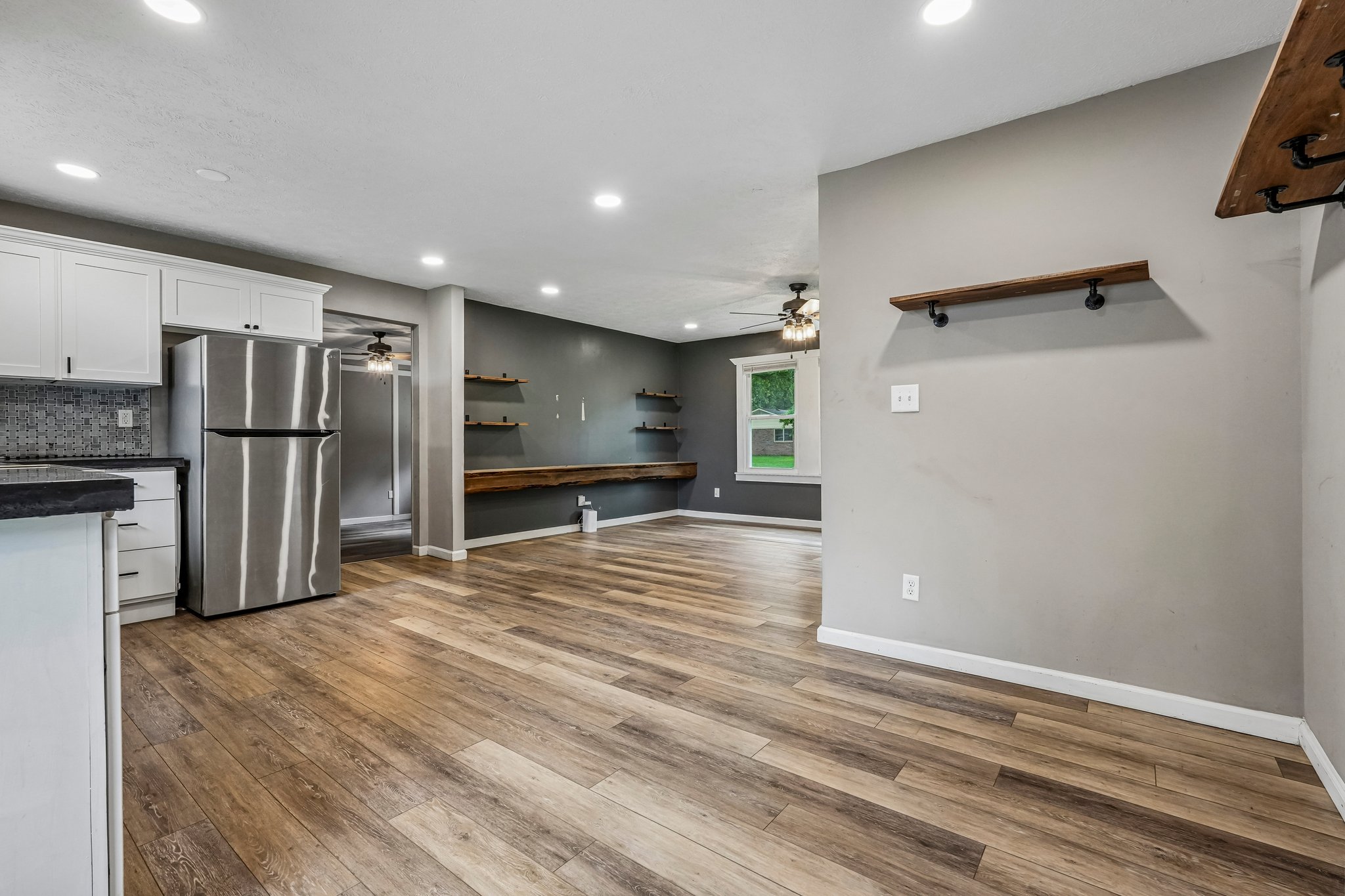 3910 Adams Dr-S2606-011.jpg