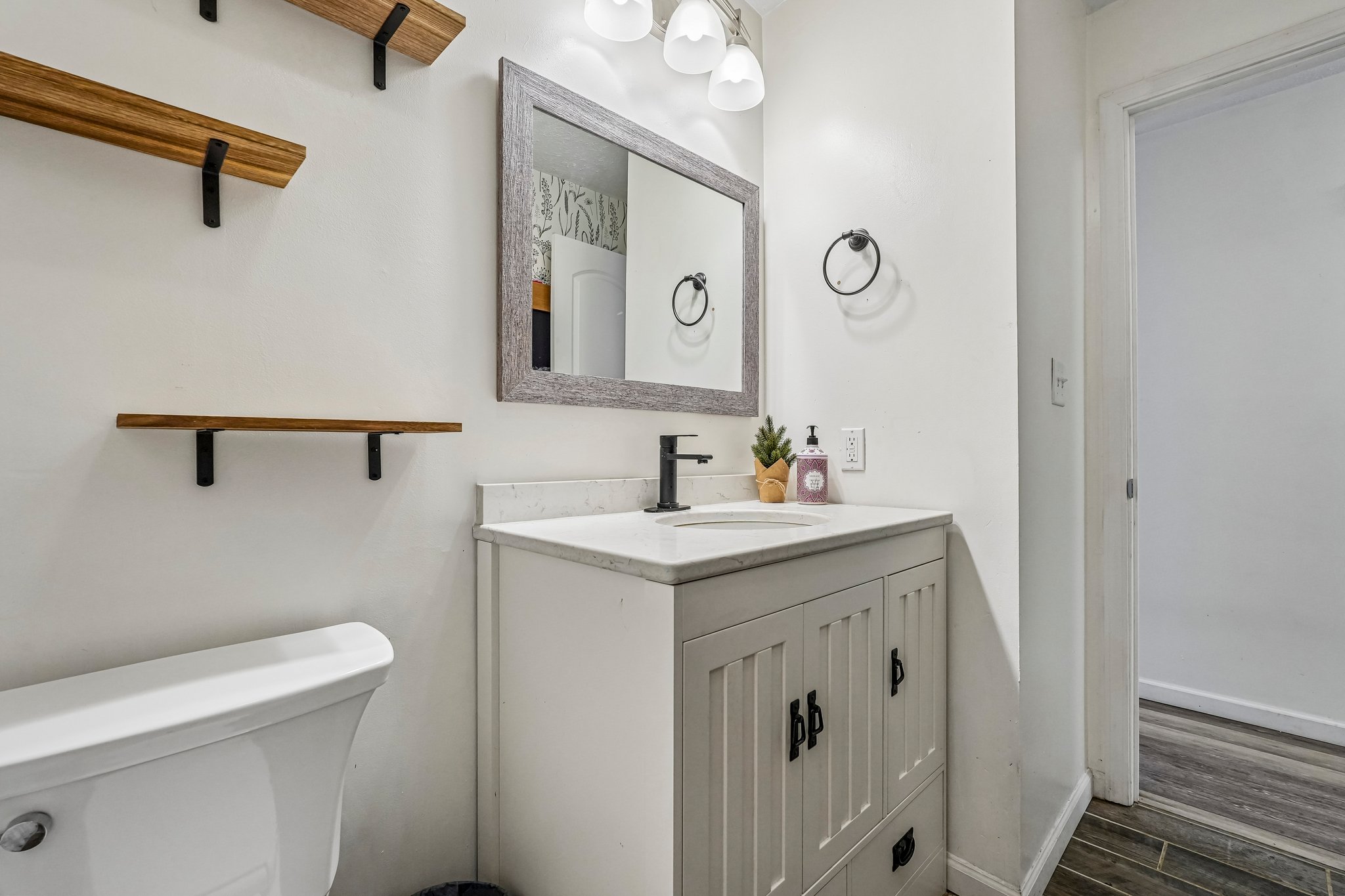 3910 Adams Dr-S2606-018.jpg