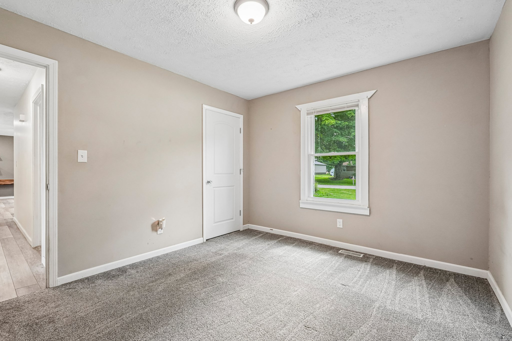 3910 Adams Dr-S2606-026.jpg