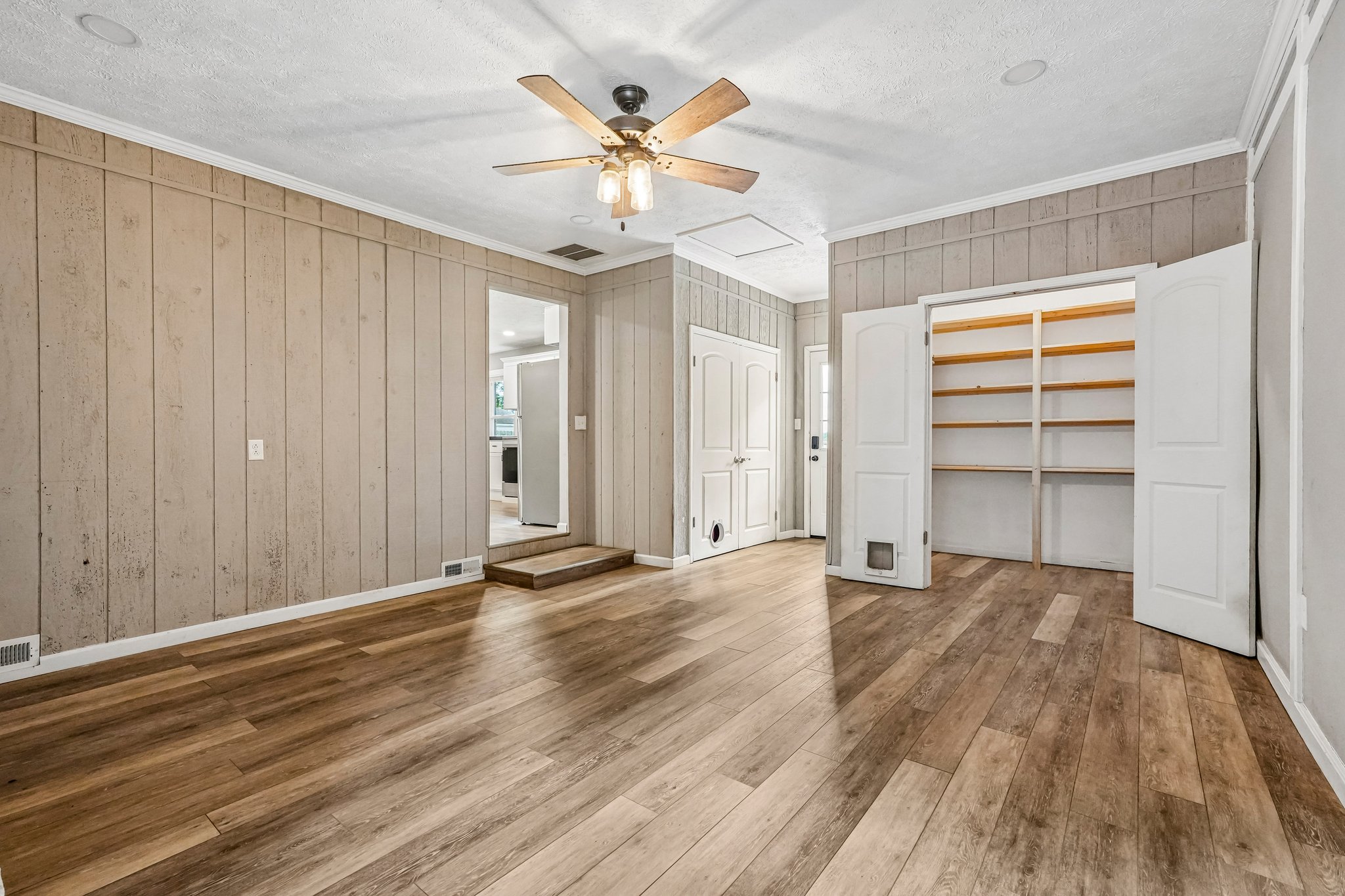 3910 Adams Dr-S2606-034.jpg