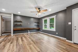 3910 Adams Dr-S2606-007.jpg