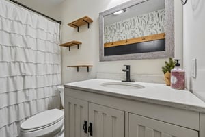 3910 Adams Dr-S2606-017.jpg