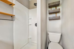 3910 Adams Dr-S2606-023.jpg