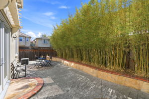 051_F8_3910 Hidden Grove_