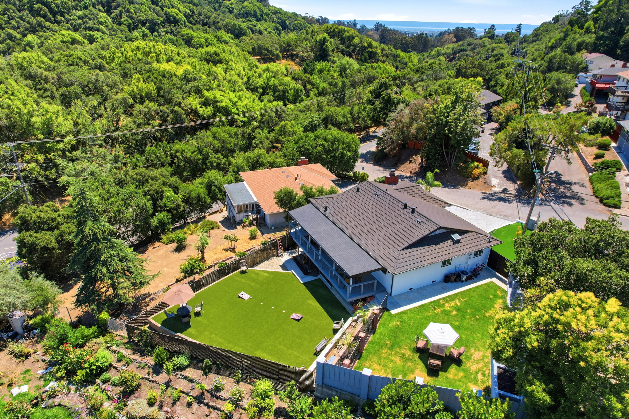 008_F8_AERIAL_3910 Oak Hill Rd