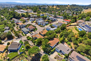 015_F8_AERIAL_3910 Oak Hill Rd