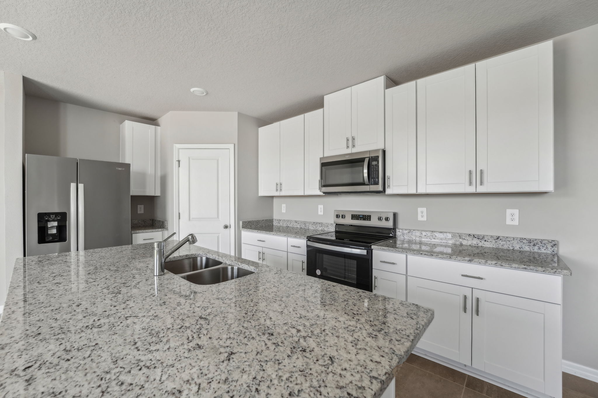 Tampa - Park East - 3910 Radiant Mountain Drive, Plant City FL 33565 -011