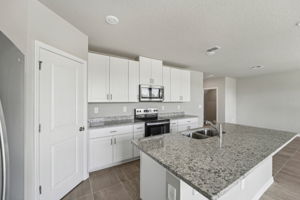 Tampa - Park East - 3910 Radiant Mountain Drive, Plant City FL 33565 -015