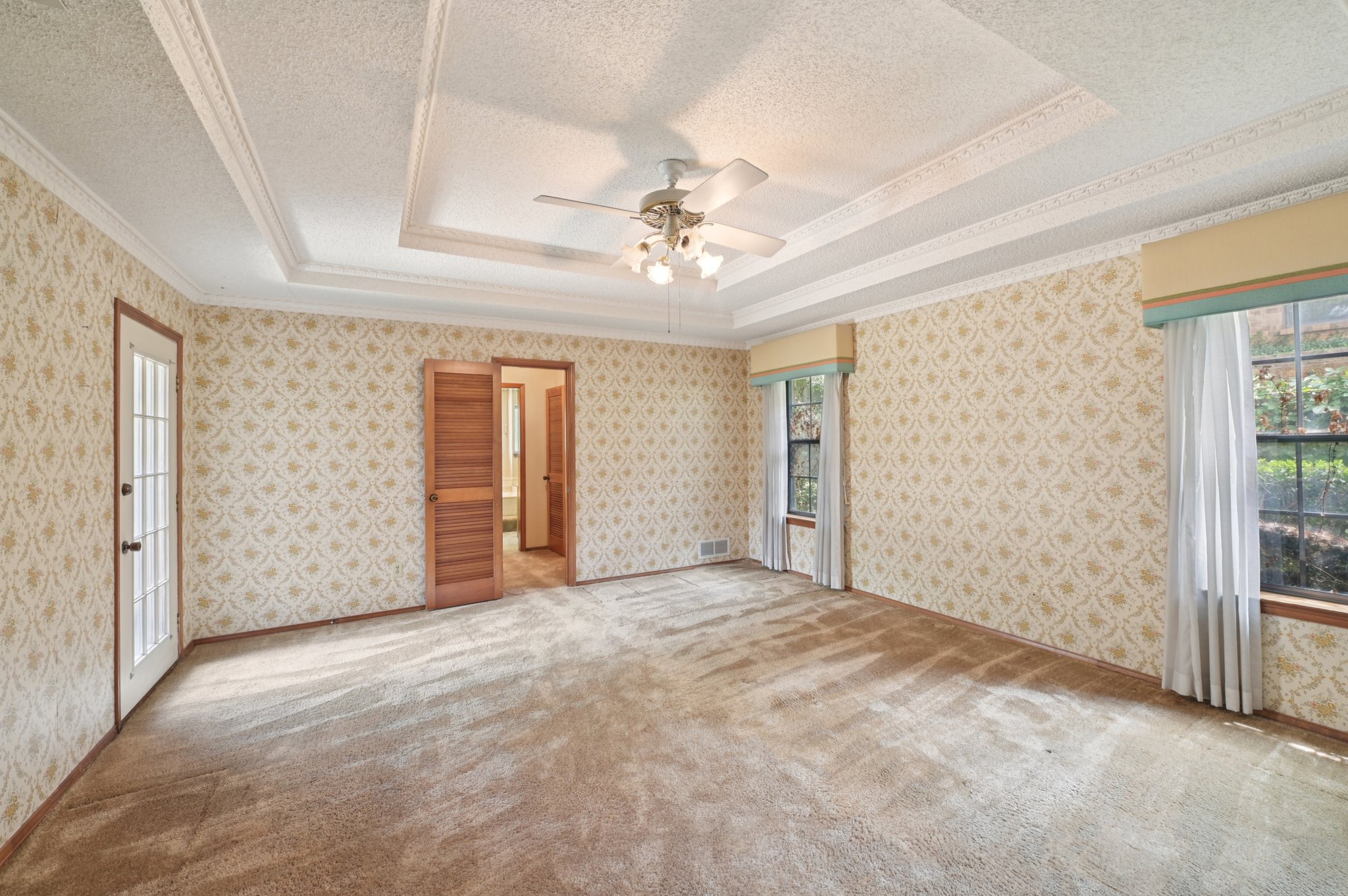 Windermere Dr-S0208-027.jpg