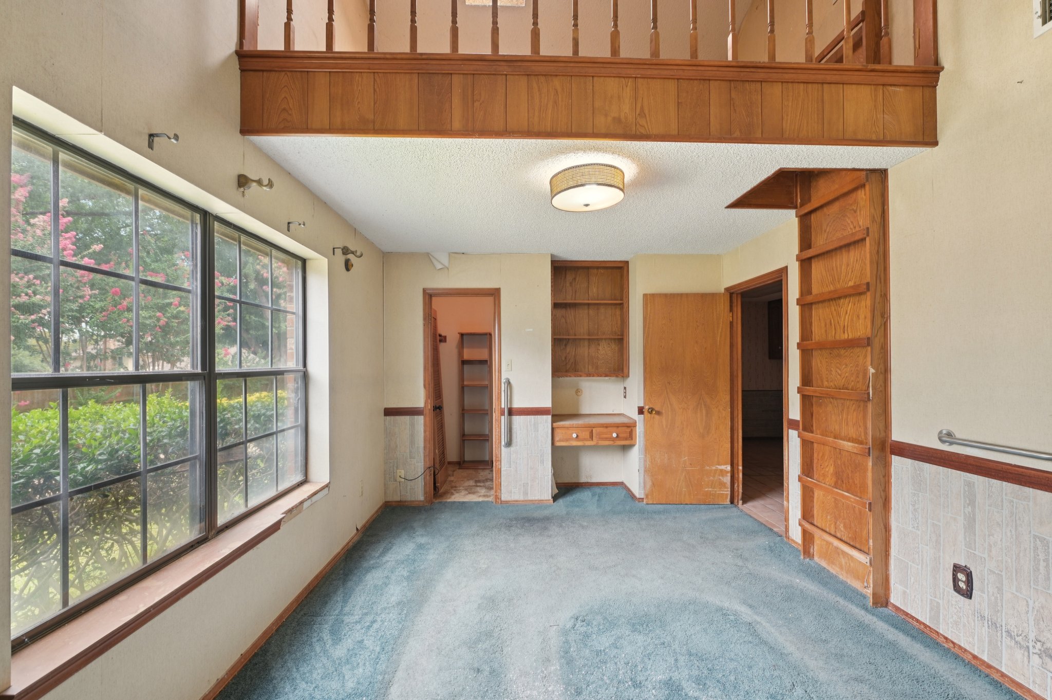 Windermere Dr-S0208-028.jpg