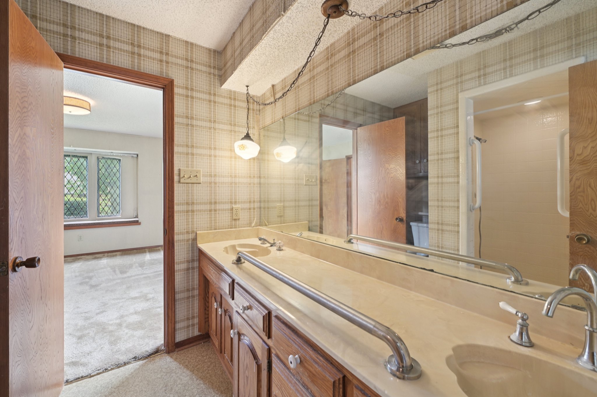 Windermere Dr-S0208-029.jpg