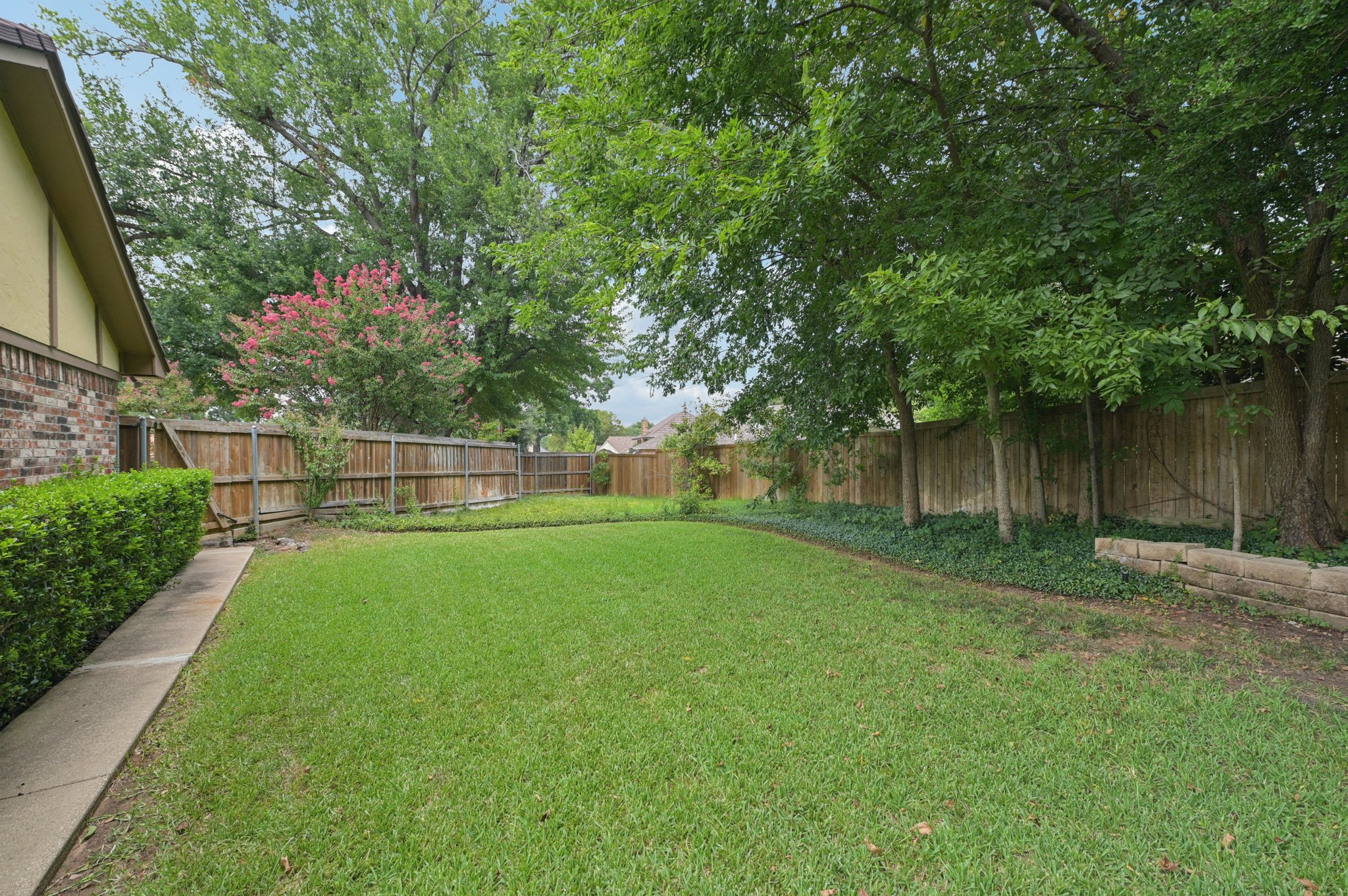 Windermere Dr-S0208-037.jpg