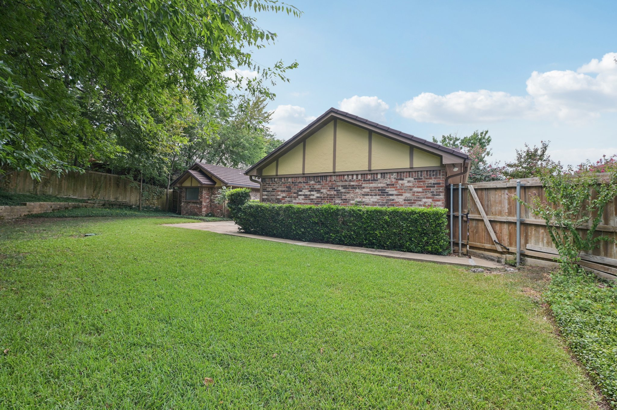 Windermere Dr-S0208-038.jpg