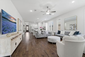  Photo 56