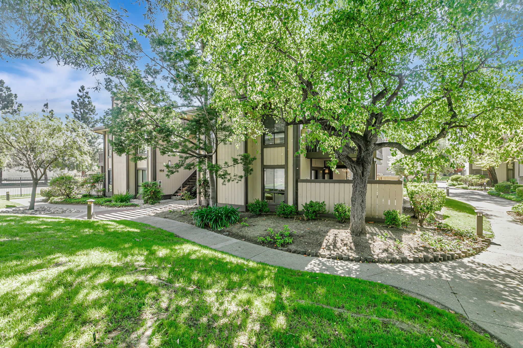 004_39139 Argonaut Way