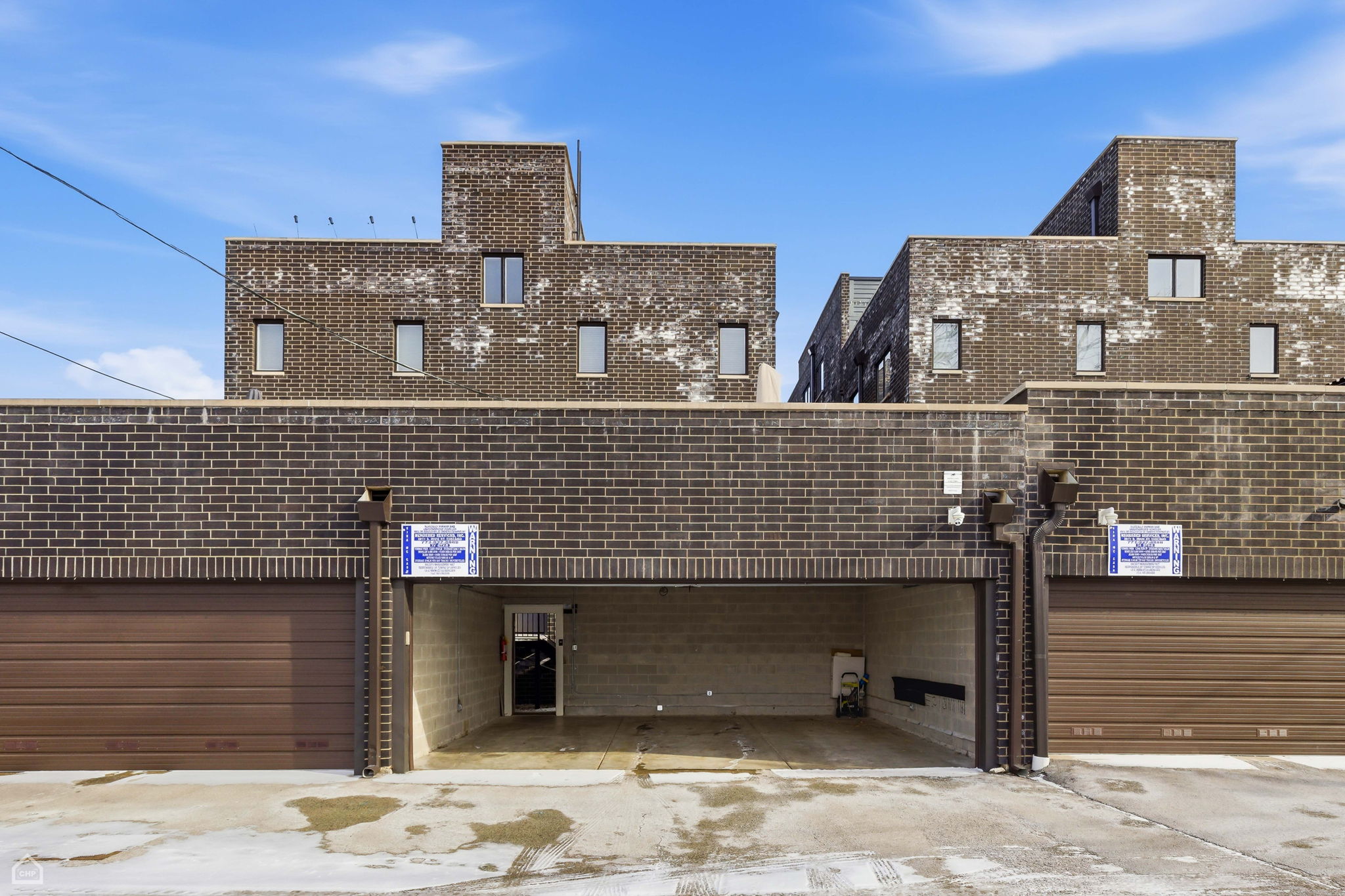 3914 S King Dr 1S - Biazar_CHP2026_003