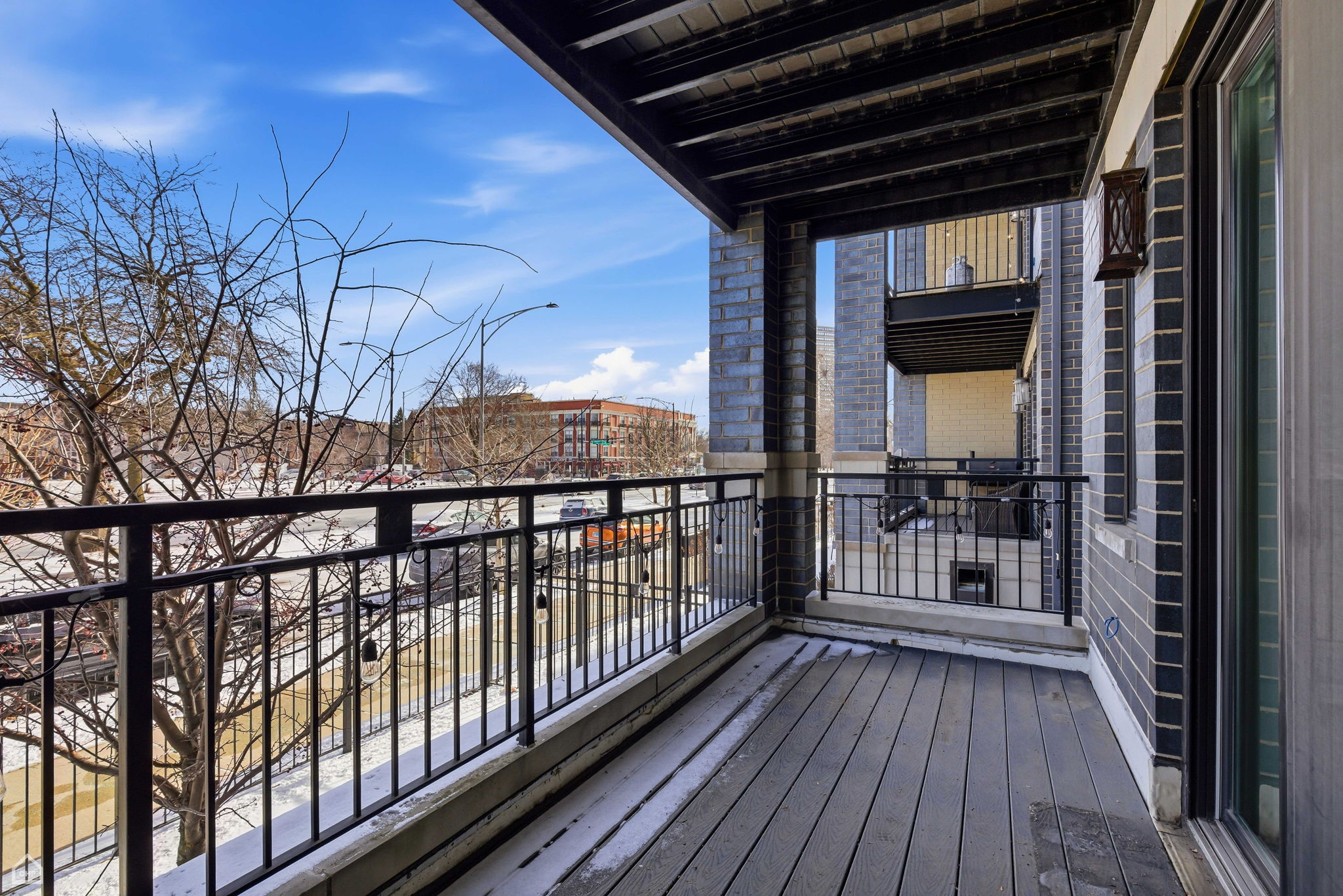 3914 S King Dr 1S - Biazar_CHP2026_006