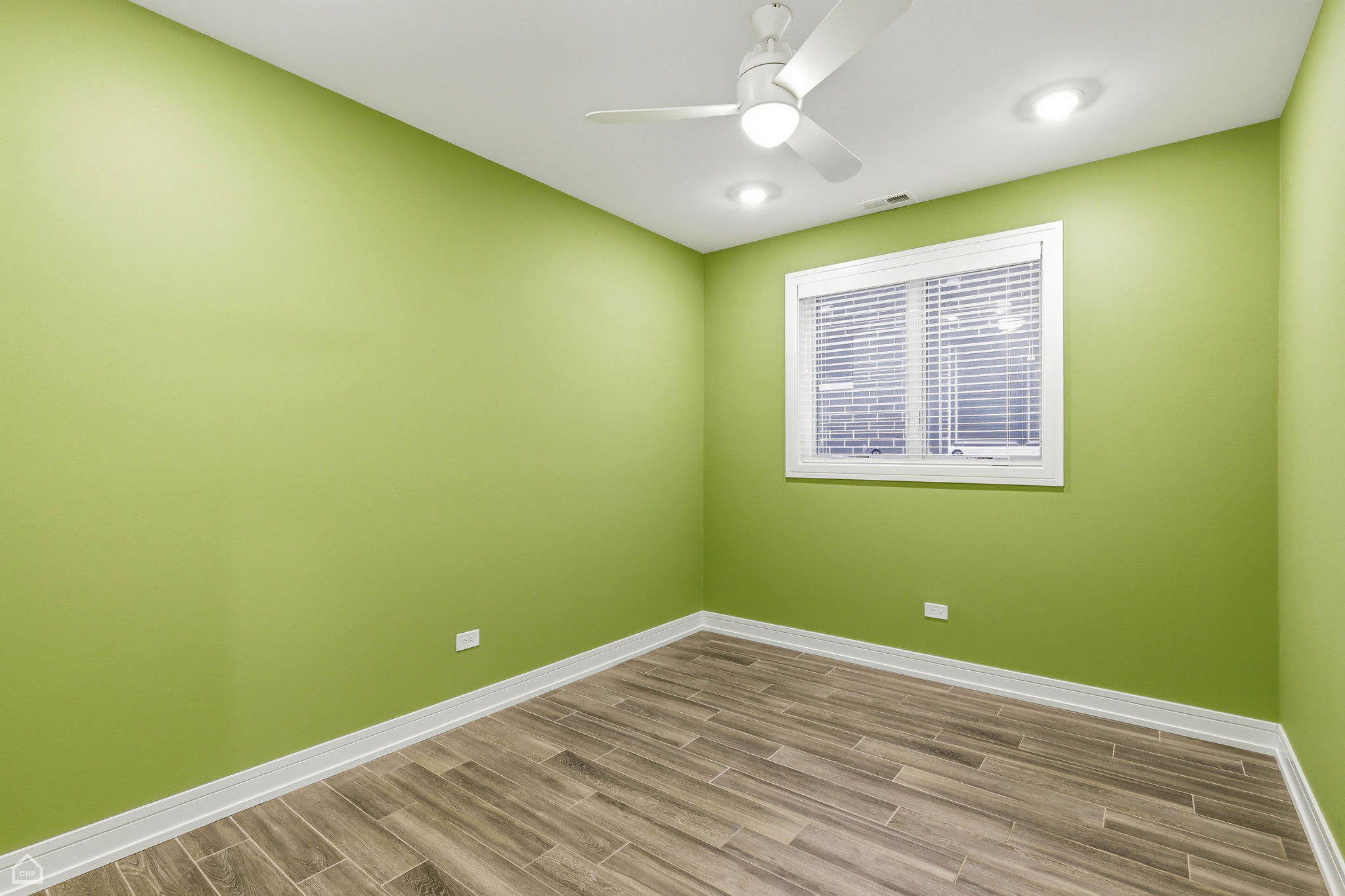 3914 S King Dr 1S - Biazar_CHP2026_019