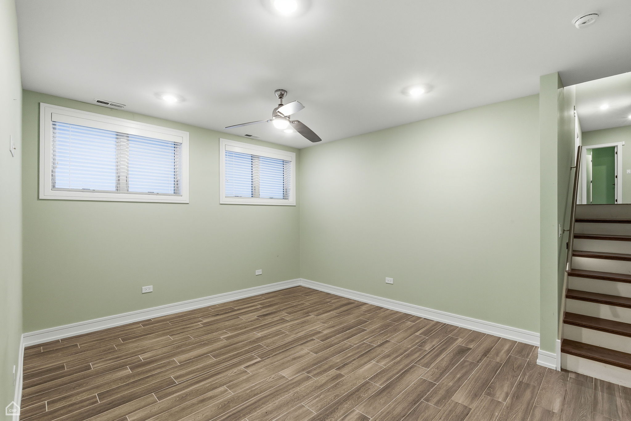 3914 S King Dr 1S - Biazar_CHP2026_025