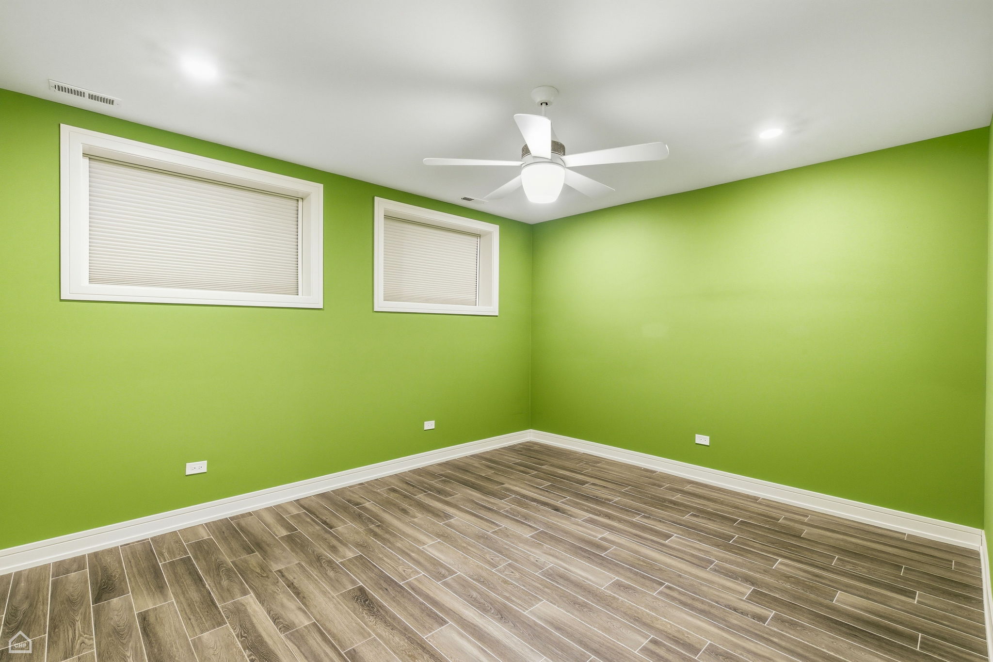 3914 S King Dr 1S - Biazar_CHP2026_033