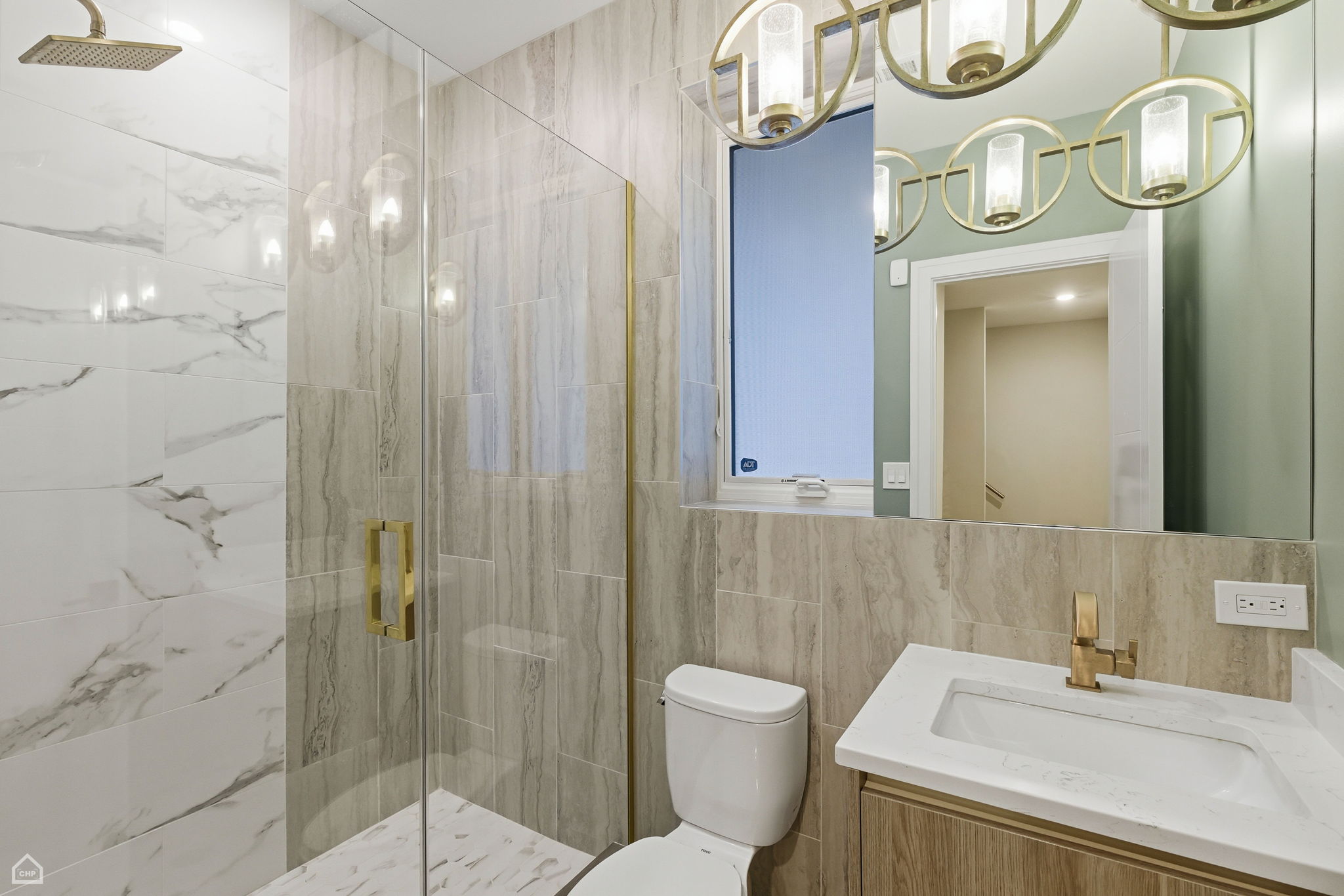 3914 S King Dr 1S - Biazar - Edits 1_CHP2026_005