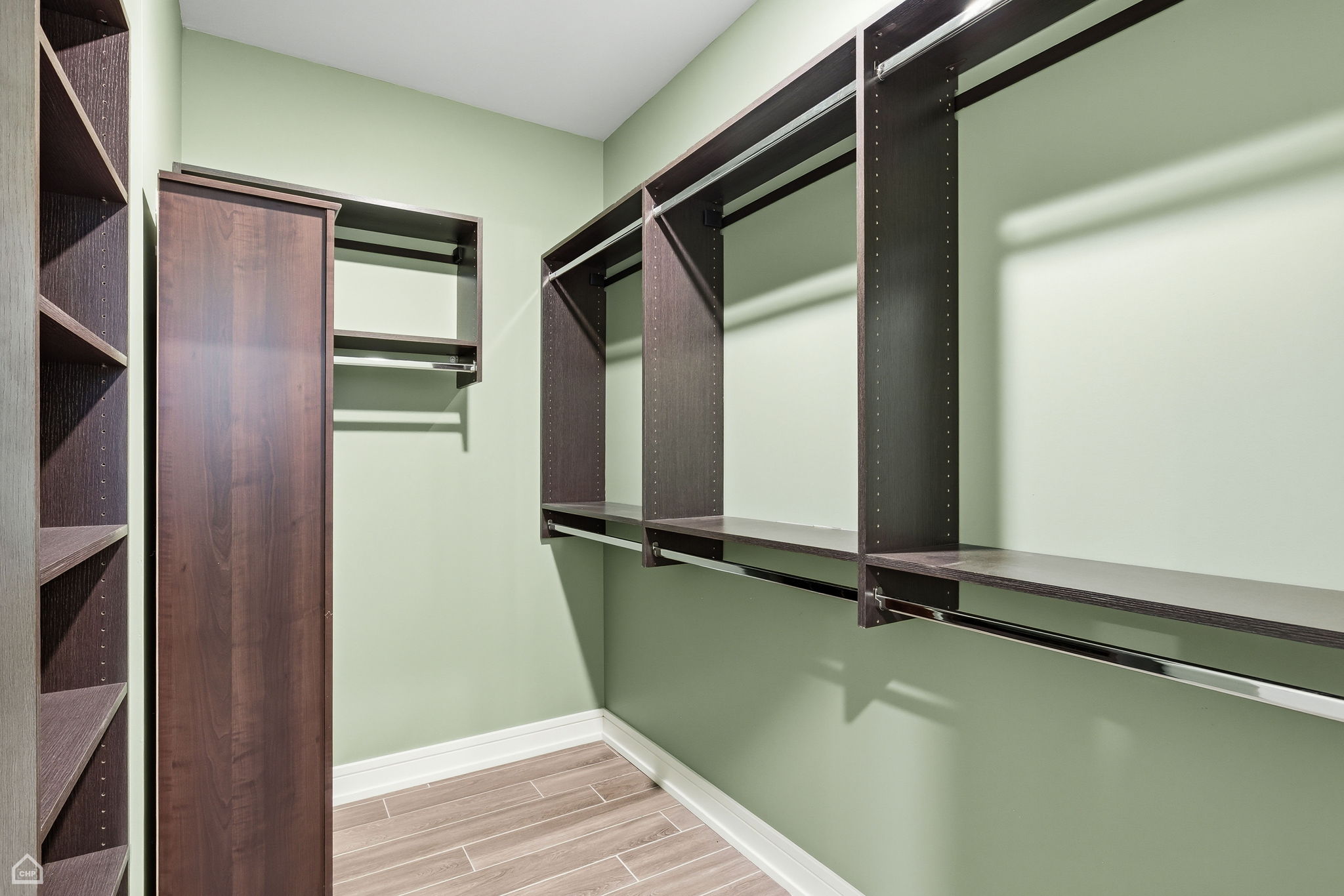 3914 S King Dr 1S - Biazar - Edits 1_CHP2026_011