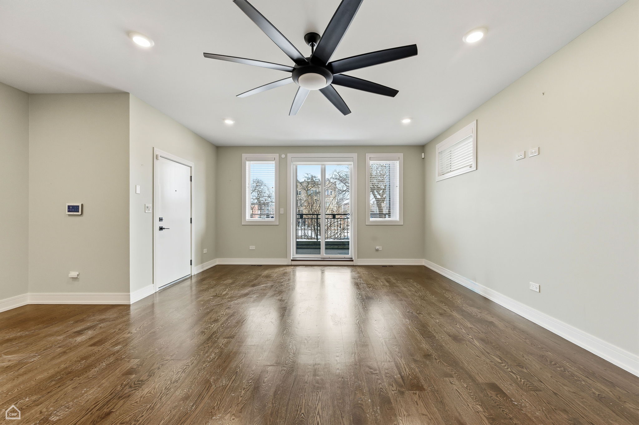 3914S King Drive 1S - Biazar- reshoot_CHP2026_005