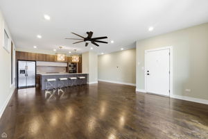 3914S King Drive 1S - Biazar- reshoot_CHP2026_006