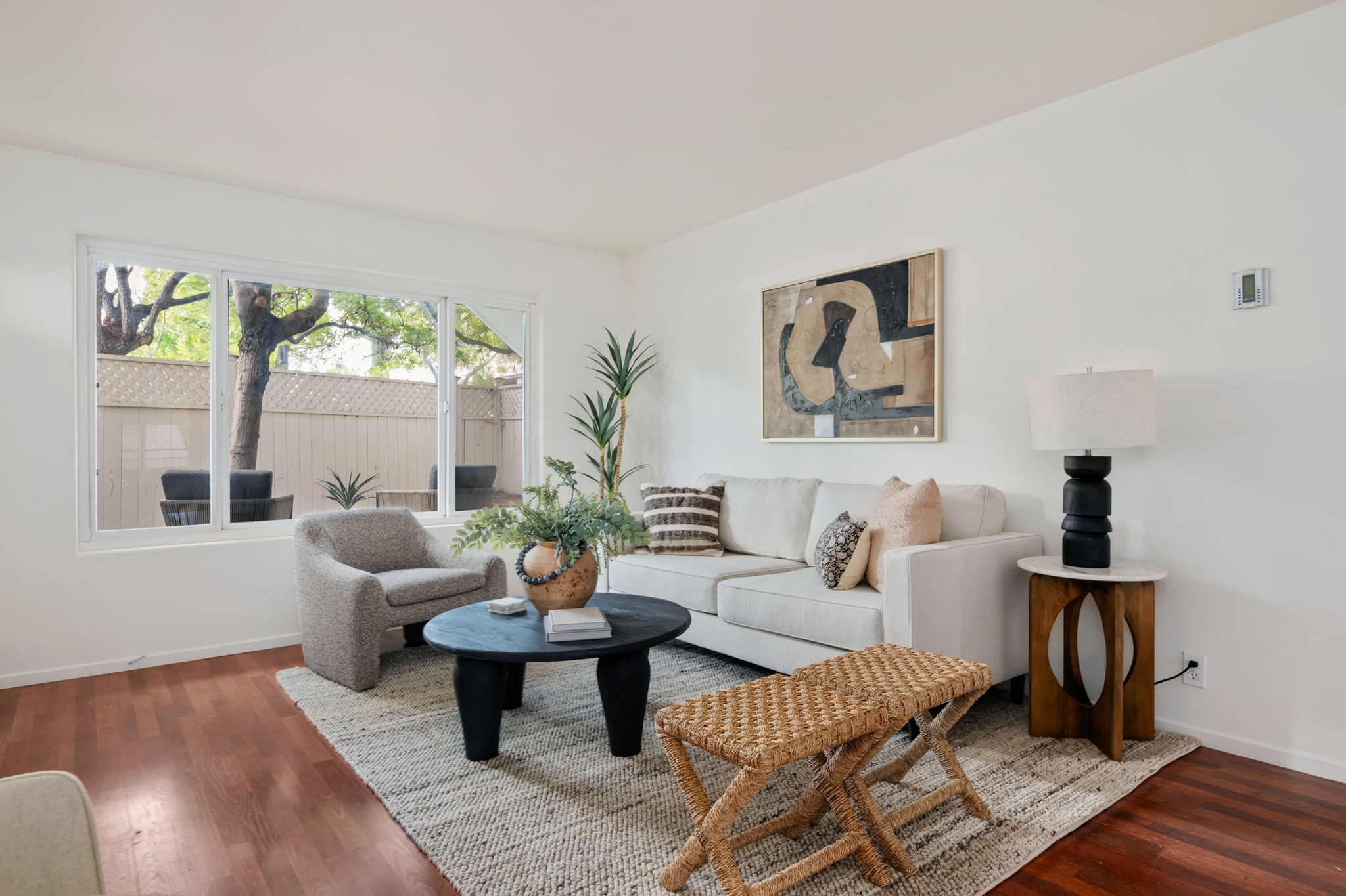 07 - Living Room