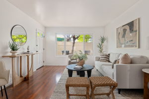 06 - Living Room