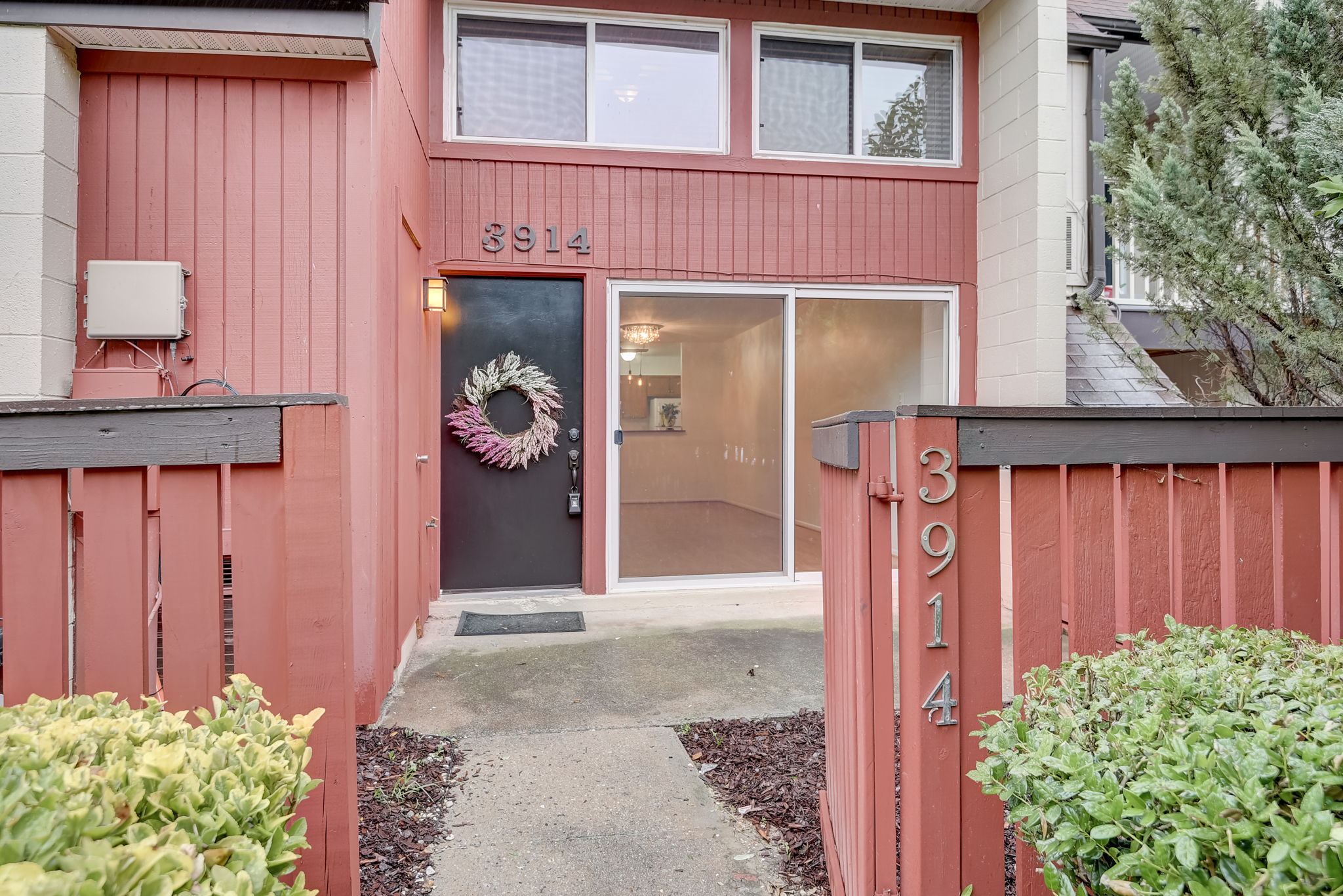 Woodhue Pl-003