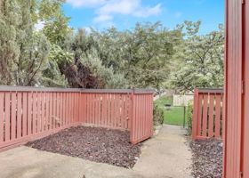 Woodhue Pl-004